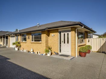 Sleek, Modern, and Move-In Ready in Taradale