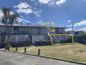 Image 1 of 5