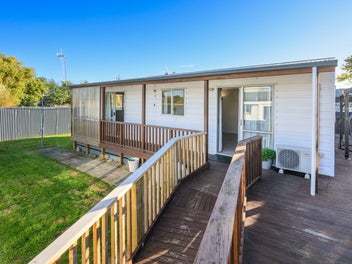 Double the Opportunity - Two Homes, One Title!