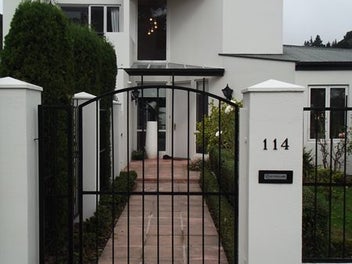 Image 1 of 7