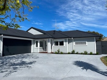 Image 1 of 21
