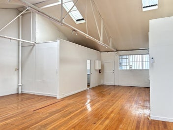 Image 1 of 8