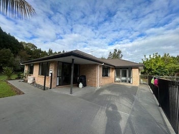 Image 1 of 20
