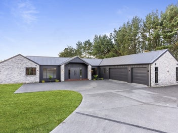 Discover your Dream Home in Tamahere