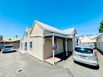 Image 1 of 20