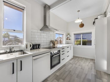 Solid Brick Charmer with Sea Views and Sun