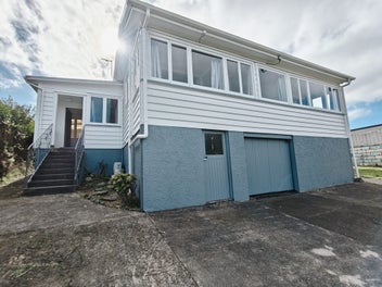 Image 1 of 31