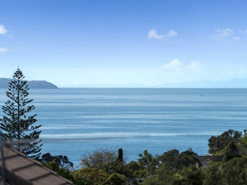 Freehold Luxury with Views – Westlake Zone