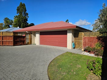 Image 1 of 11