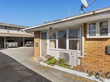 Image 1 of 20