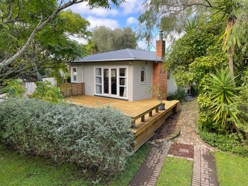 Image 1 of 10