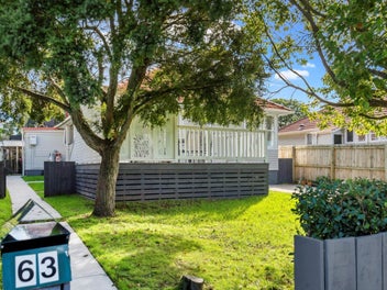 Ideal family home a few minutes from St Helier...