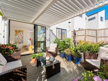 Enquiries Over $1.1M – Vendor Bought, Must Sell
