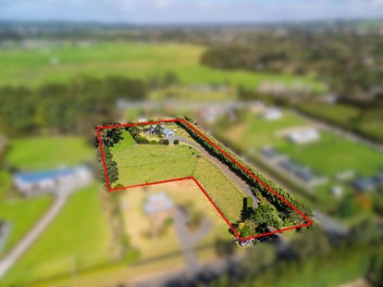 Easy Living And Great Location