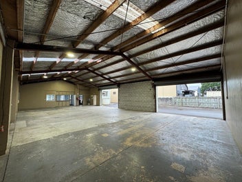 Image 1 of 8