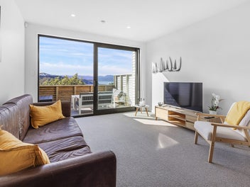 Island Bay Beauty with Jaw-Dropping Coastal Views
