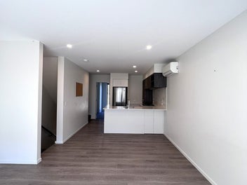 Image 1 of 21