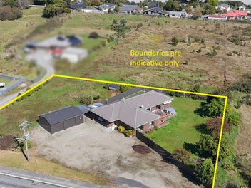 Family home in Kaniere School zone