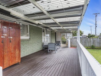 Family Friendly Unit In Top Location