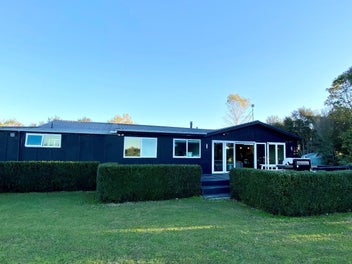 Image 1 of 20