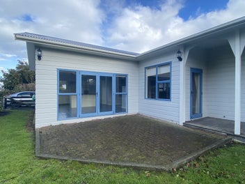 Image 1 of 14