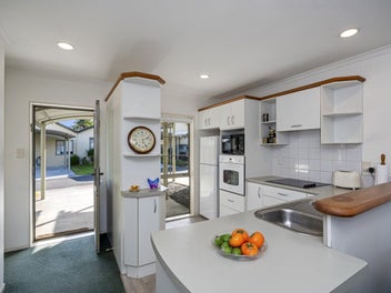 Plaster Over Brick, Carefree Lifestyle, MUST SELL!