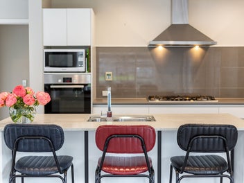 Big on Space, Set to Sell - AUCTION
