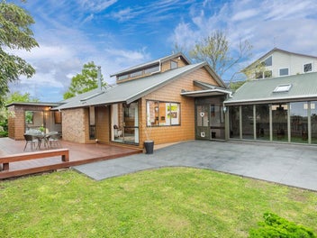 Spacious Family Living in a Prime Location