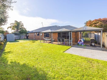 Spacious, Modernised Home - Prime Location