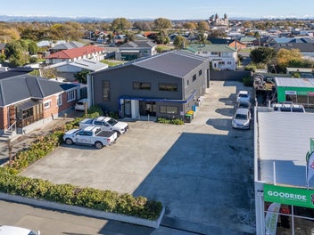 Image 1 of 21