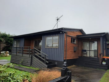 Image 1 of 14