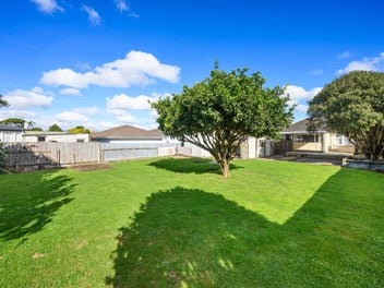 Standout Opportunity with Big section!