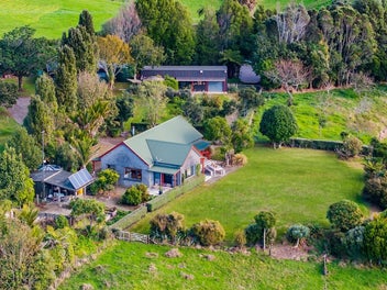 Lifestyle Retreat with Two Dwellings