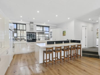 PENTHOUSE PERFECTION | BEO $995,000