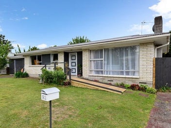Image 1 of 18