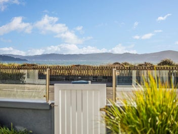 Bid for Big Bedrooms and Beachside Bliss!