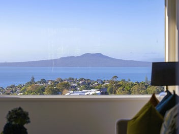 Rangitoto Zone! Stunning Views! 974sqm land