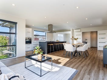 Owners instructions are clear - Present all offers