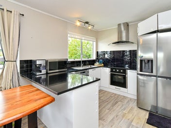 Charming Family Home in Heart of Tuakau