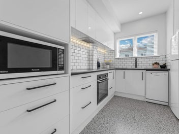 Coastal Calm with Deco Character
