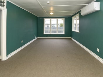Need four bedrooms? Look no further!