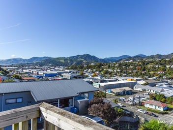 City Views, Space & Sunshine