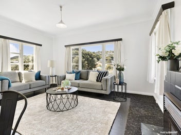 PRIME POSITION - VERSATILE HOME