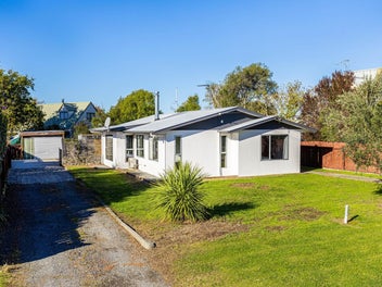 Classic starter or investment, vendor relocating