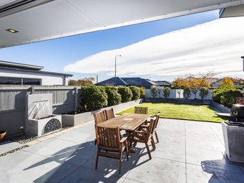 Distinctive, functional and stylish - Must be sold
