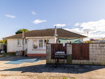 Buyers Alert - Bargain buying!!