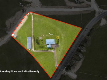 The House & Big Shed- AWA Country Estate