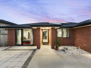 Effortless Living with Scenic Charm