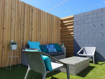 Modernised Unit - Central Location!
