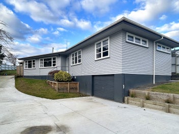 Image 1 of 10